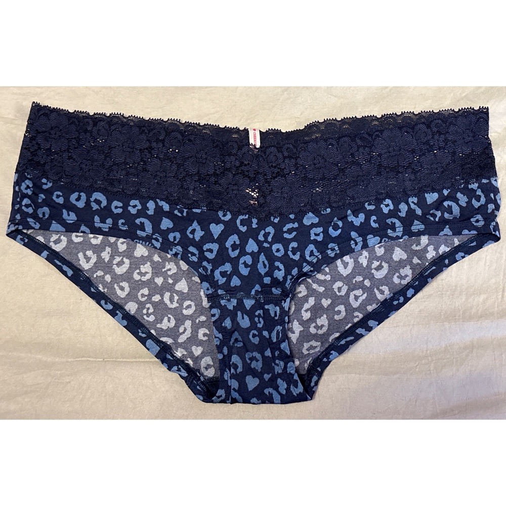 Victoria's Secret PINK Extra Low Rise Hipster Panties Blue Leopard Lace‎ Size M